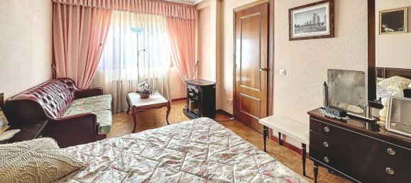 4 bedrooms House in Valdeolmos-Alalpardo, Spain No. 80608 19