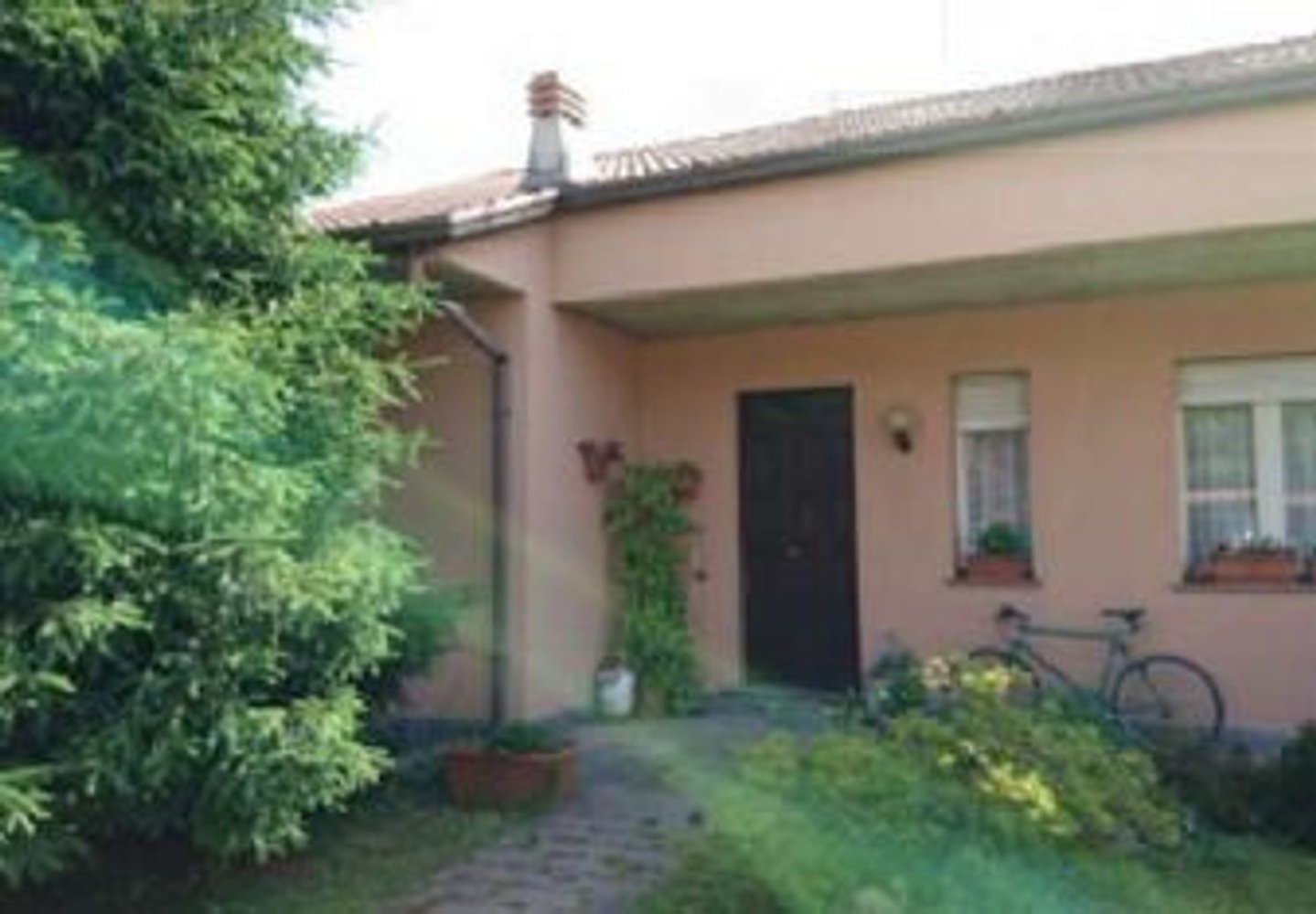 5-Zimmer Villa in Lazzate, Italy, Nr. 6239