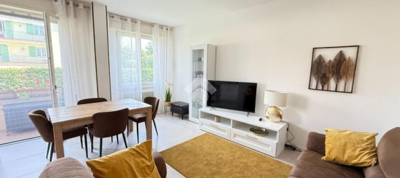 3غرفة شقة في Desenzano del Garda, Italy رقم 311871 2