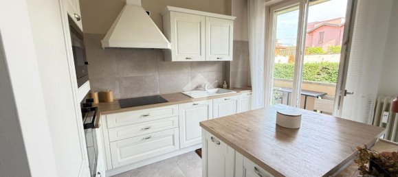 3غرفة شقة في Desenzano del Garda, Italy رقم 311871 7