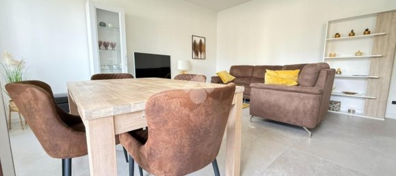 3غرفة شقة في Desenzano del Garda, Italy رقم 311871 3