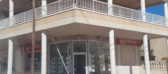 101m² Commercial property in Bellreguard, Spain No. 185846 15