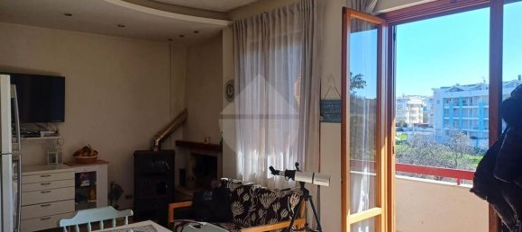 3-salle Appartement à Fossacesia, Italy No. 274106 2