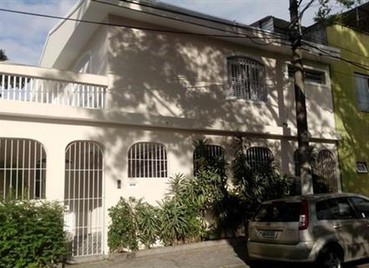 Casa de 3 dormitorios en Sao Paulo, Brazil No. 537326