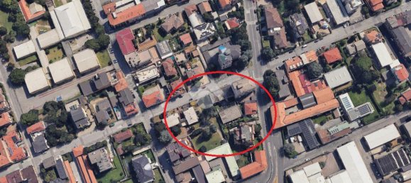 4-salle Appartement à Lissone, Italy No. 9261 8