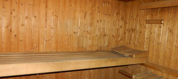 3 Schlafzimmer Bungalow in Krefeld, Germany, Nr. 90590 2