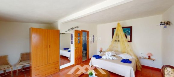 20 bedrooms House in Arenas, Spain No. 47351 39