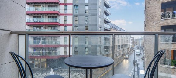 Apartamento T3 em London, United Kingdom N.º 8237 3