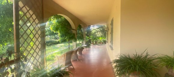 7 rooms Apartment in Arezzo, Italy No. 45015 29