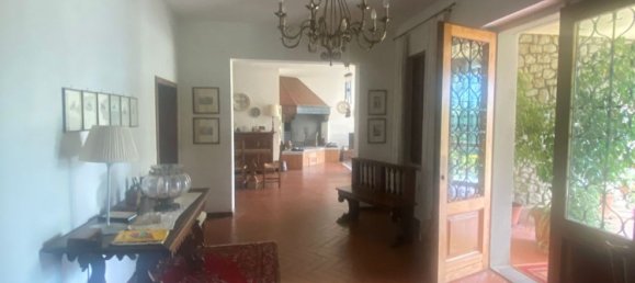 7 rooms Apartment in Arezzo, Italy No. 45015 17