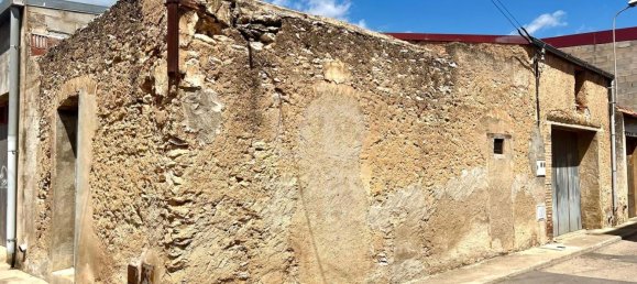 Гараж 134м² в Санта-Барбара, Испания № 176637 3