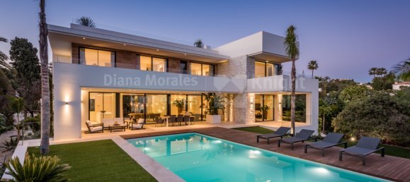 Вилла с 5 спальнями в Марбелья, Испания № 82234 9