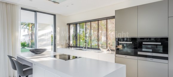 Вилла с 5 спальнями в Марбелья, Испания № 82234 8