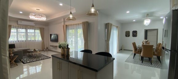 4 bedrooms Villa in Pattaya, Thailand No. 20225 14