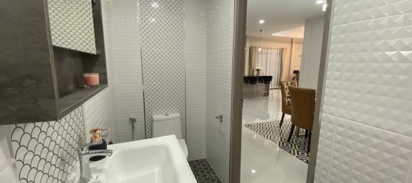 4 bedrooms Villa in Pattaya, Thailand No. 20225 17