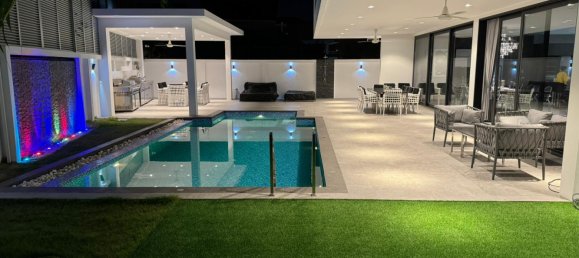 6 bedrooms House in Pattaya, Thailand No. 26564 11