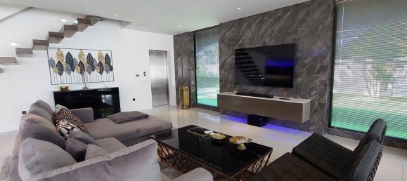 6 bedrooms House in Pattaya, Thailand No. 26564 19