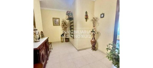 4 bedrooms Apartment in Cordoba, Spain No. 168199 7
