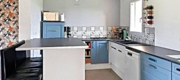 4 bedrooms House in Guiclan, France No. 208315 5