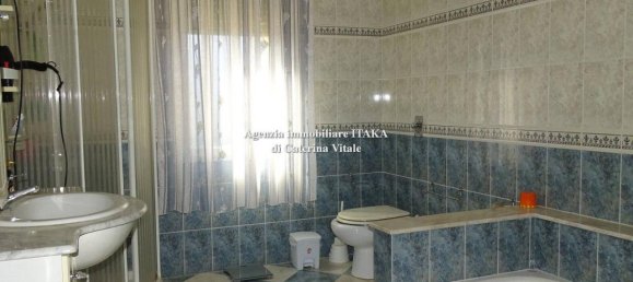 6 rooms Apartment in Palermo, Italy No. 33184 12