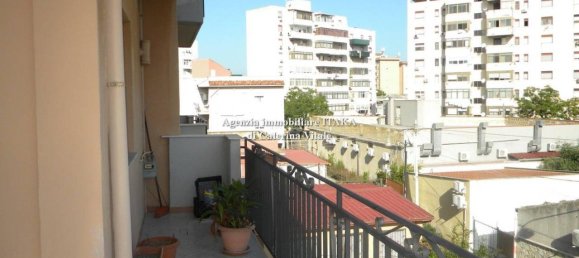 6 rooms Apartment in Palermo, Italy No. 33184 14