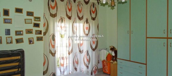 6 rooms Apartment in Palermo, Italy No. 33184 9