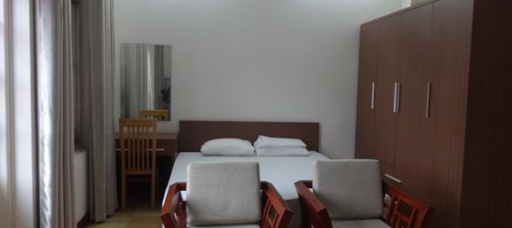 Studio in Tay Ho, Vietnam No. 4649 2