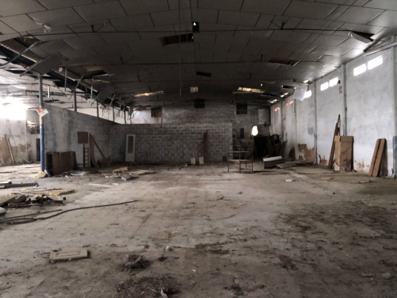 Almacén en Mérida, Spain 650 m² No. 168964