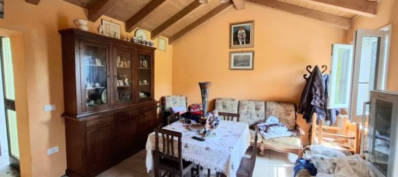 3 bedrooms Villa in Rovigo, Italy No. 275505 5