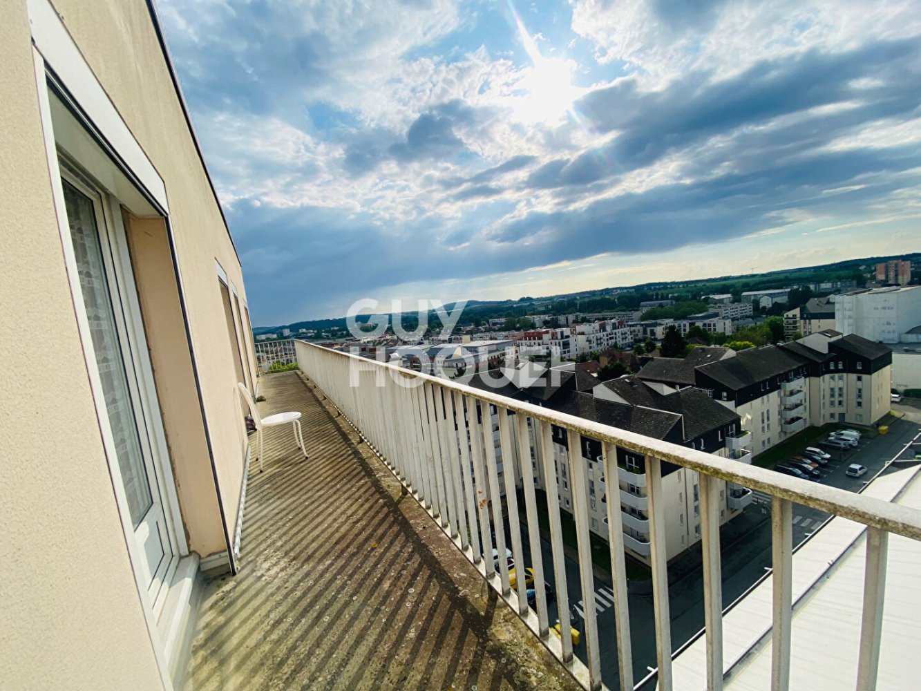 Квартира с 3 спальнями в Компьень, Франция № 258545