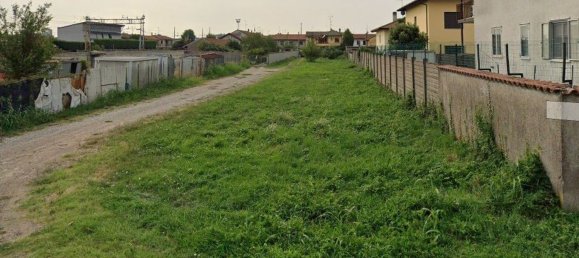 Terreno en Parabiago, Italy 1400 m² No. 79897 13
