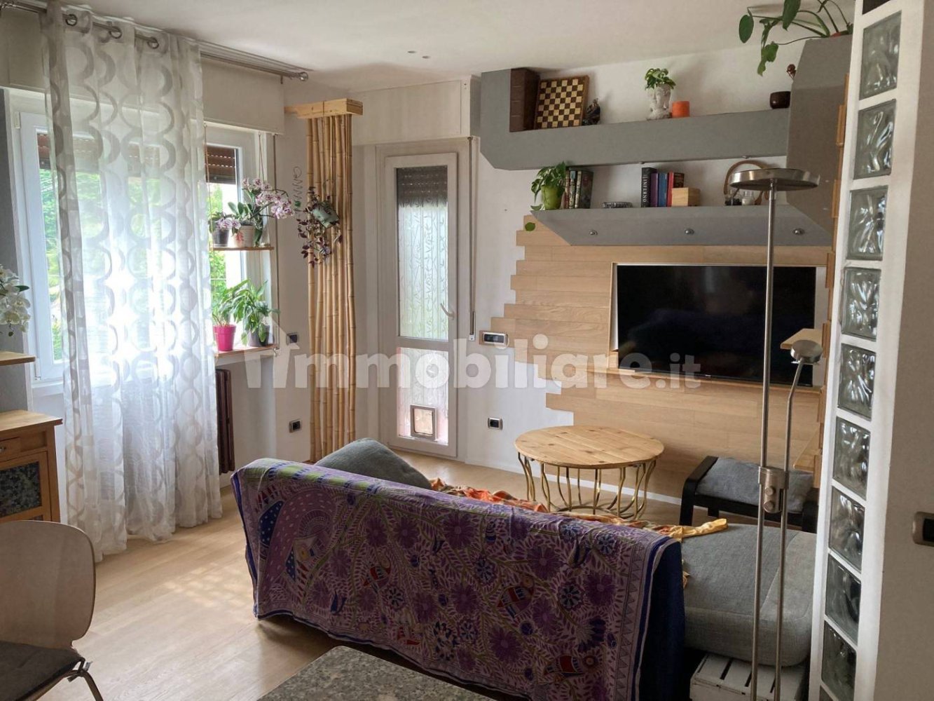 Квартира с 1 спальней в Лонгоне аль Сегрино, Италия № 372410