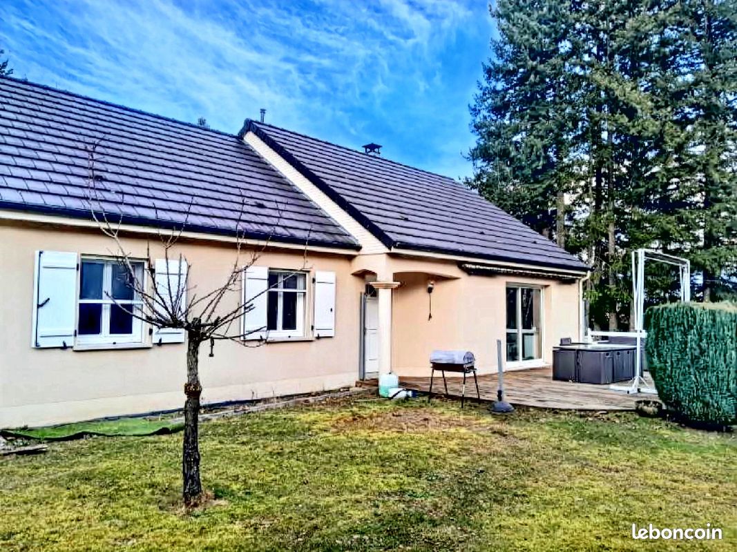 3 bedrooms House in Soudeilles, France No. 100765