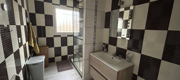 3 bedrooms House in Soudeilles, France No. 100765 18