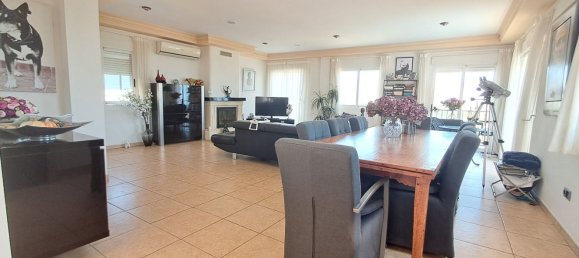 3 Schlafzimmer Haus in Callosa D'en Sarria, Spain, Nr. 158221 11