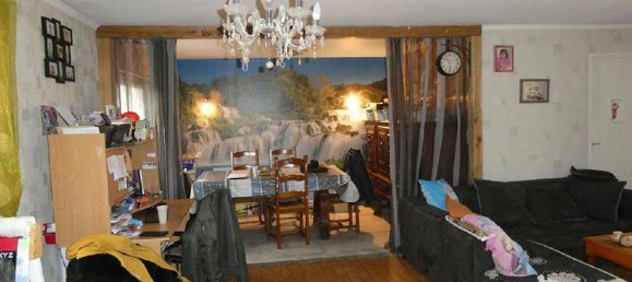 5-Zimmer Haus in La Loupe, France, Nr. 99325 3