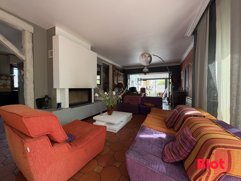 Дом с 4 спальнями в Талансак, Франция № 326288