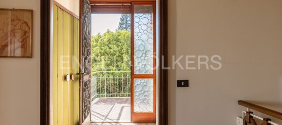 Вилла с 10 комнатами в Варесе, Италия № 139855 38