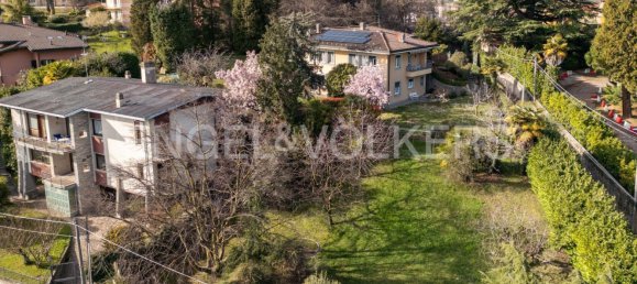 Вилла с 10 комнатами в Варесе, Италия № 139855 16