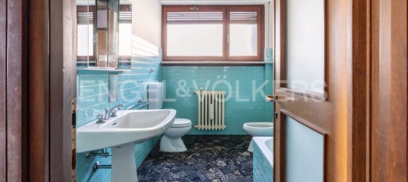 Вилла с 10 комнатами в Варесе, Италия № 139855 33