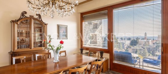 Вилла с 10 комнатами в Варесе, Италия № 139855 2