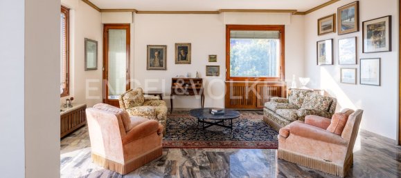 Вилла с 10 комнатами в Варесе, Италия № 139855 25