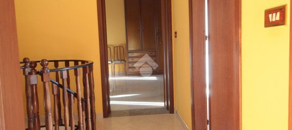 Дом с 10 комнатами в Беллуско, Италия № 128491 7