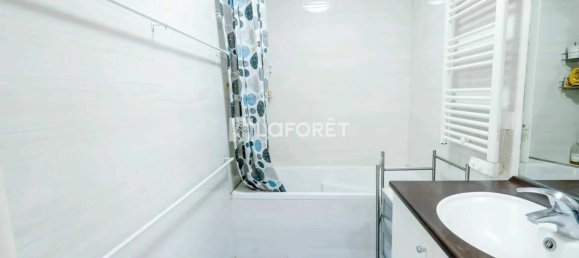 2 bedrooms Apartment in Issy-les-Moulineaux, France No. 168685 5
