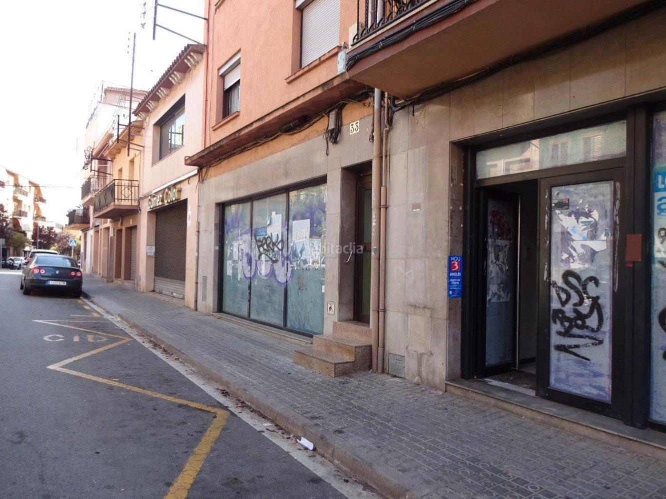 300m² Commercial property in Mataro, Spain No. 39563