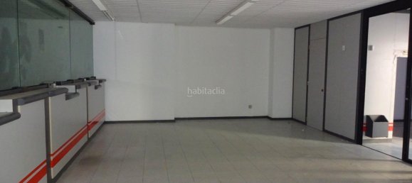 300m² Commercial property in Mataro, Spain No. 39563 17