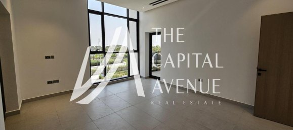 5 bedrooms Villa in Yas Island, UAE No. 31702 11