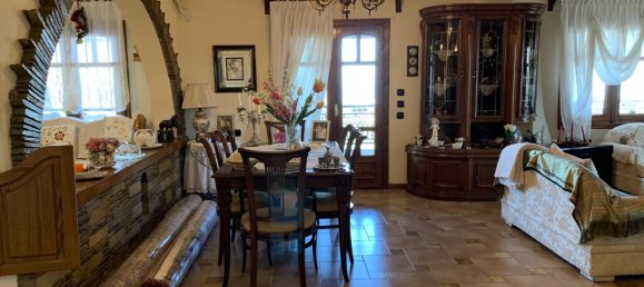 5 Schlafzimmer Gewerbliche Immobilie in Thermaic Gulf, Greece, Nr. 3768 5