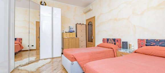 3-salle Villa à Milan, Italy No. 242209 18