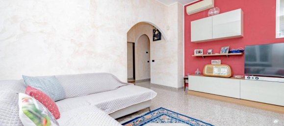 3-salle Villa à Milan, Italy No. 242209 7